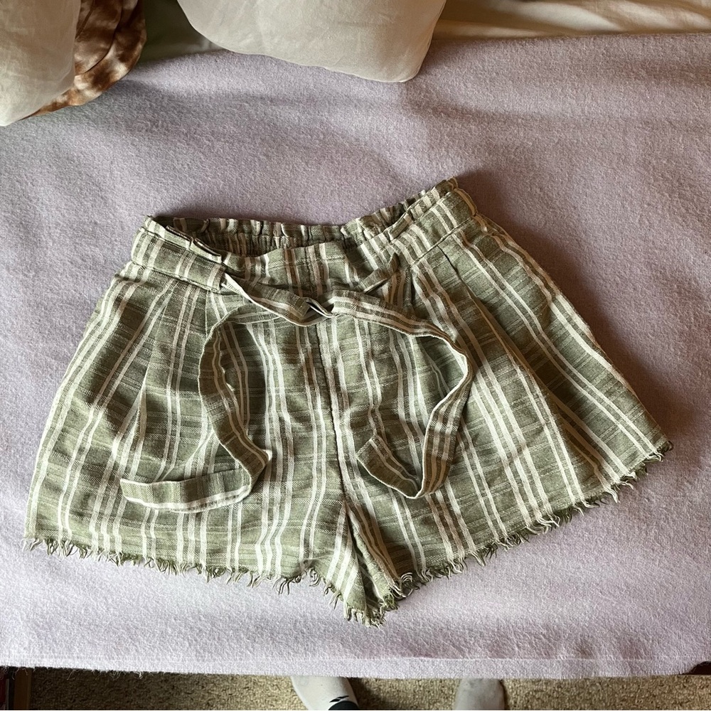 Pattern Shorts - Picture 4 of 6